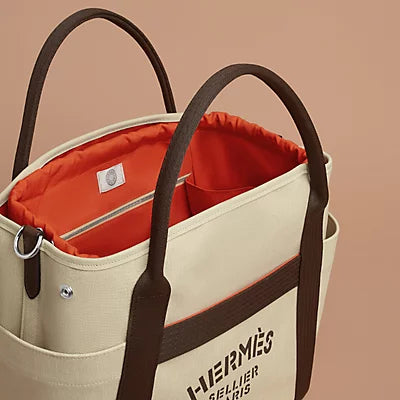 The Grooming Bag