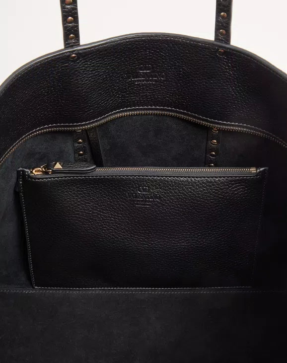 Valentino Garavani Rockstud Shopping Bag In Grainy Calfskin