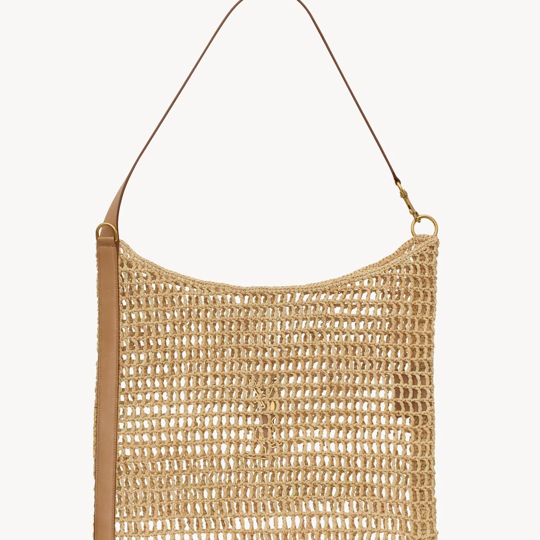 Oxalis in raffia