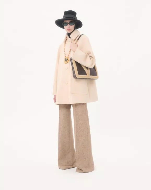 Valentino Garavani Viva Superstar Medium Shopping Bag In Shearling.