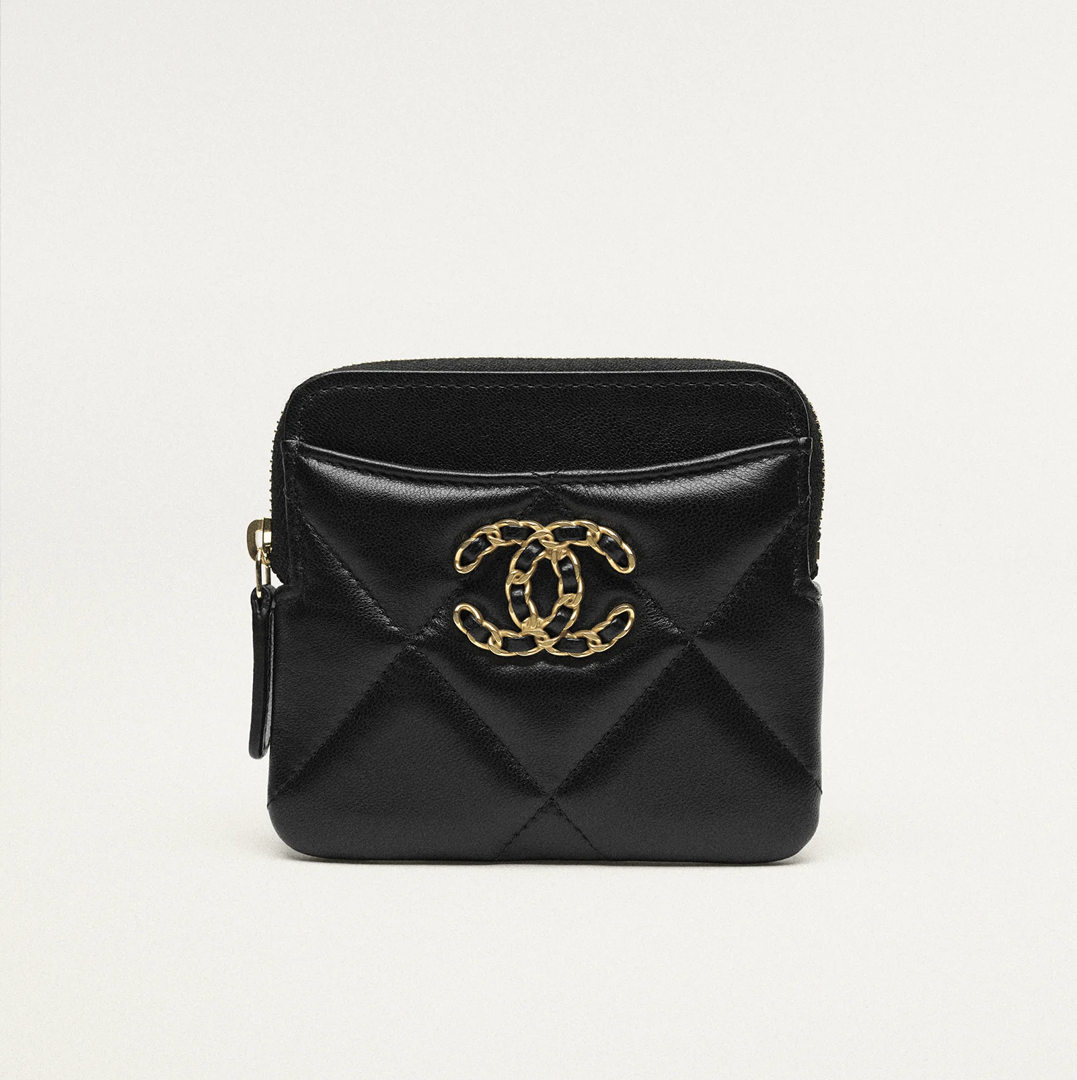 CHANEL 19 Zipped Coin Purse