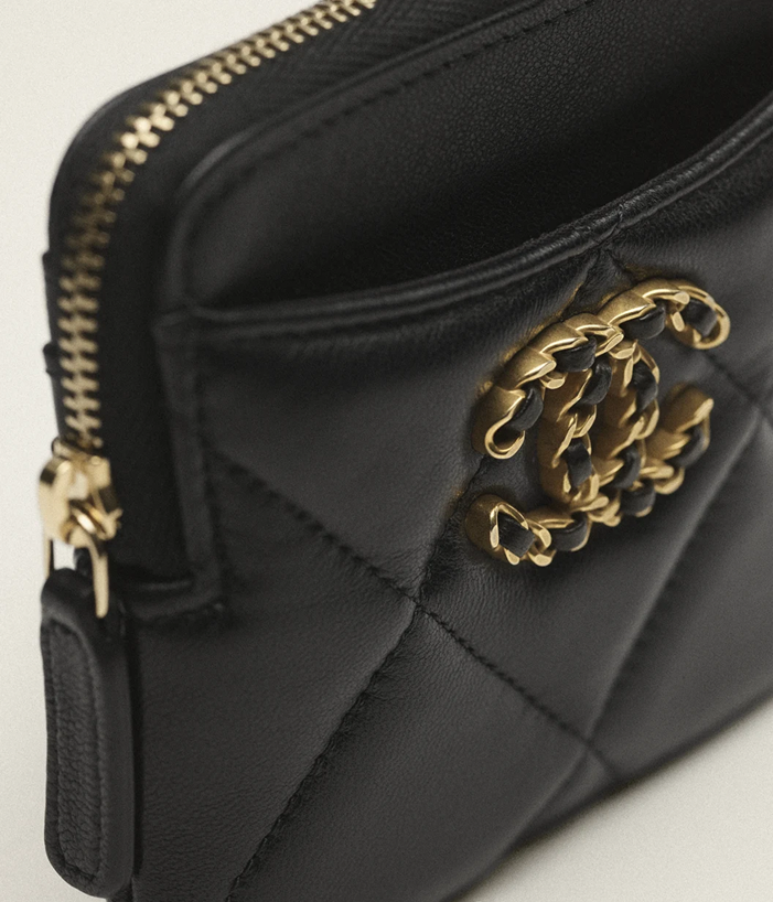 CHANEL 19 Zipped Coin Purse